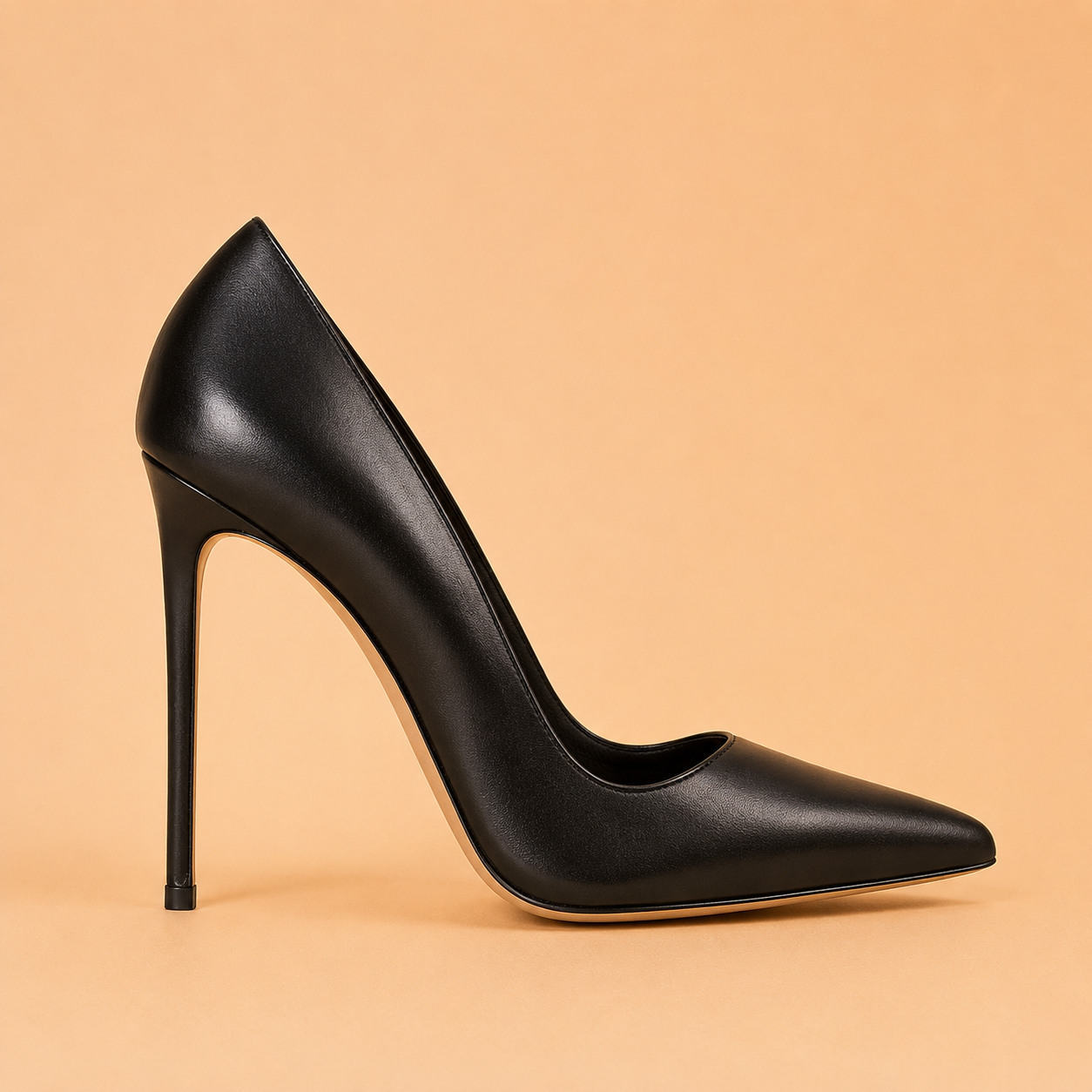 LE SILLA EVA CUIR VERNIS