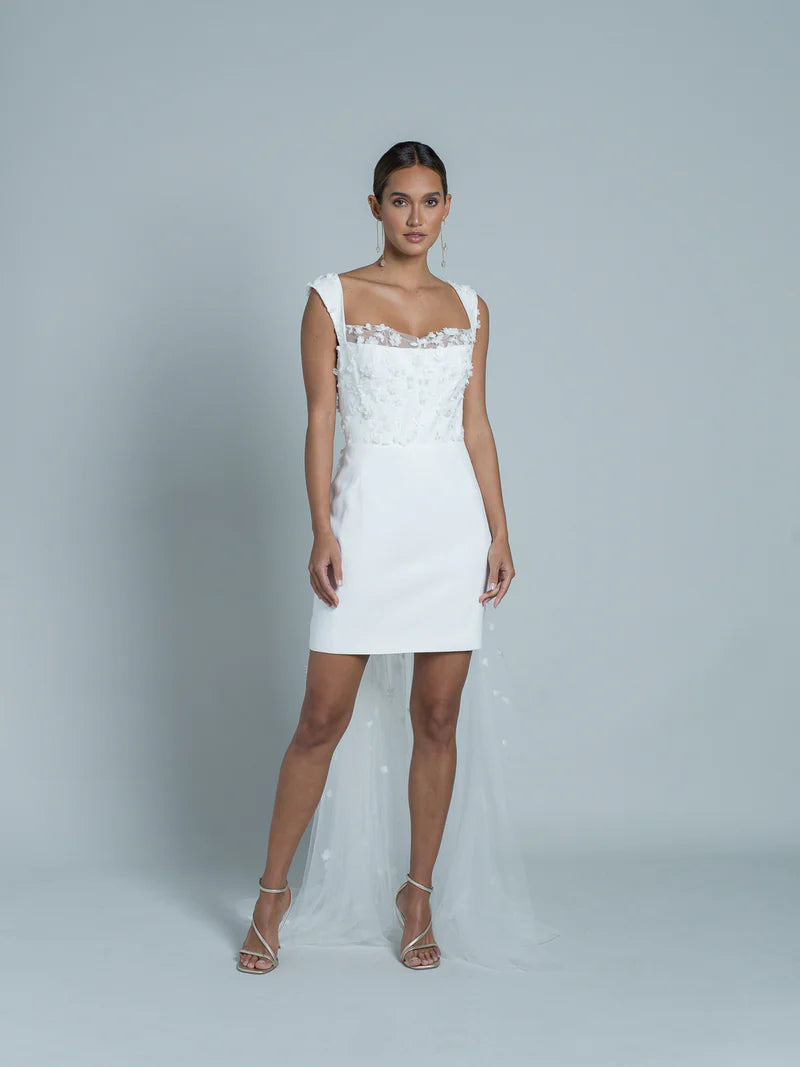 Robe Courte Avec Traine Oshun - Blanc